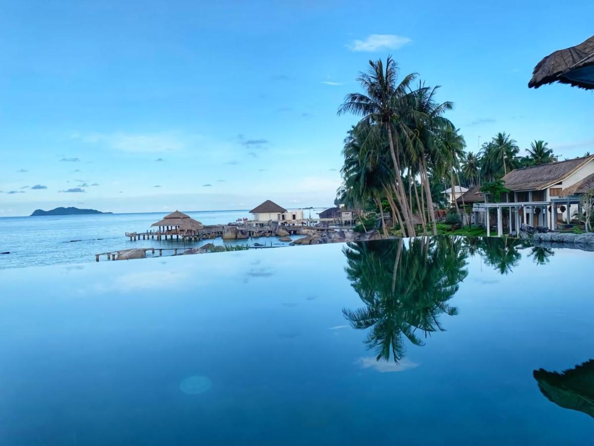Adiwana Jelita Sejuba Natuna ラナイ エクステリア 写真