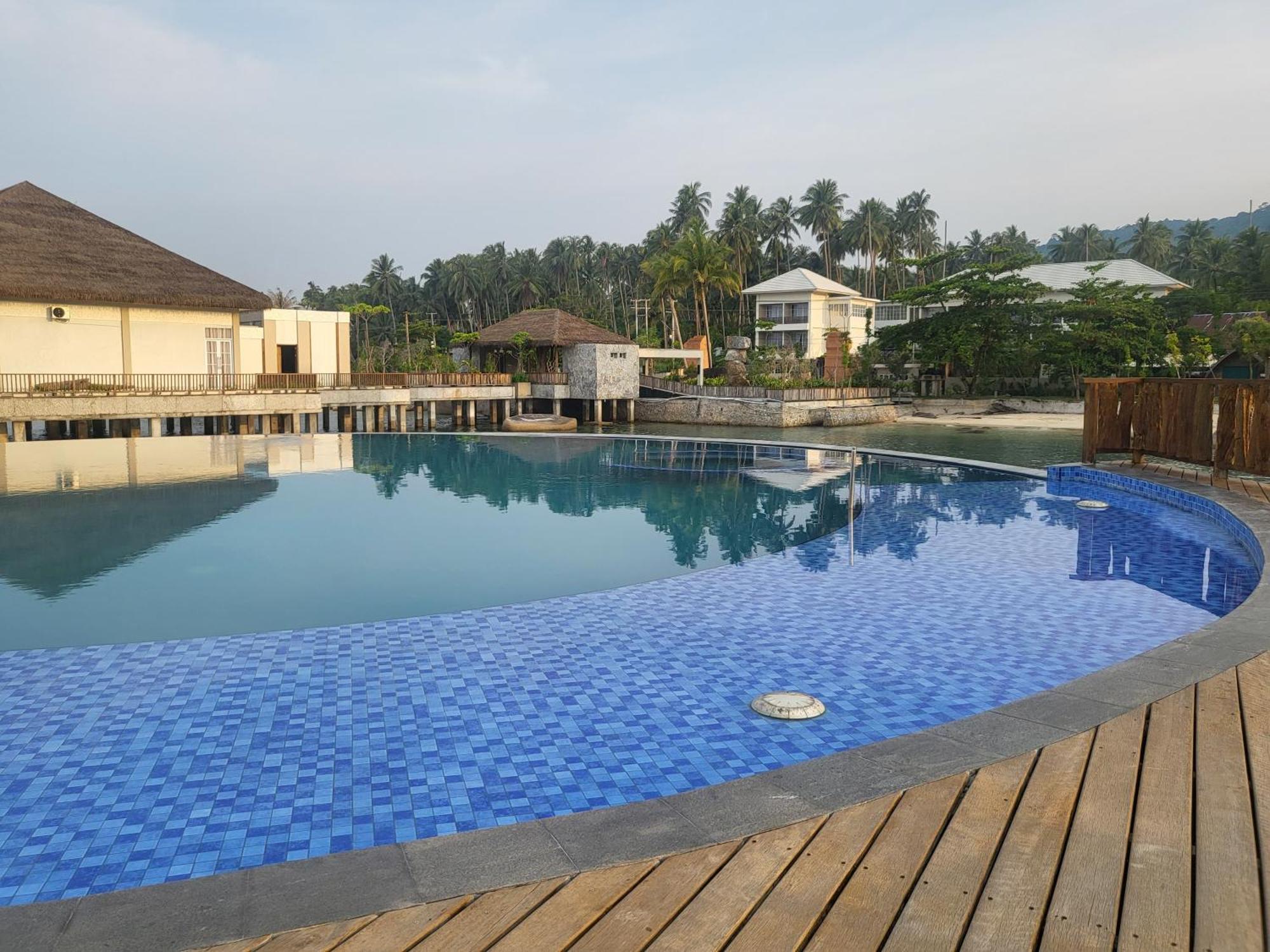 Adiwana Jelita Sejuba Natuna ラナイ エクステリア 写真